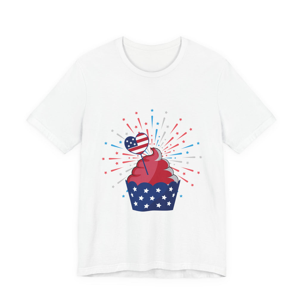 4th of July Cupcake T-Shirt — Patriotic USA Stars & Stripes Tee