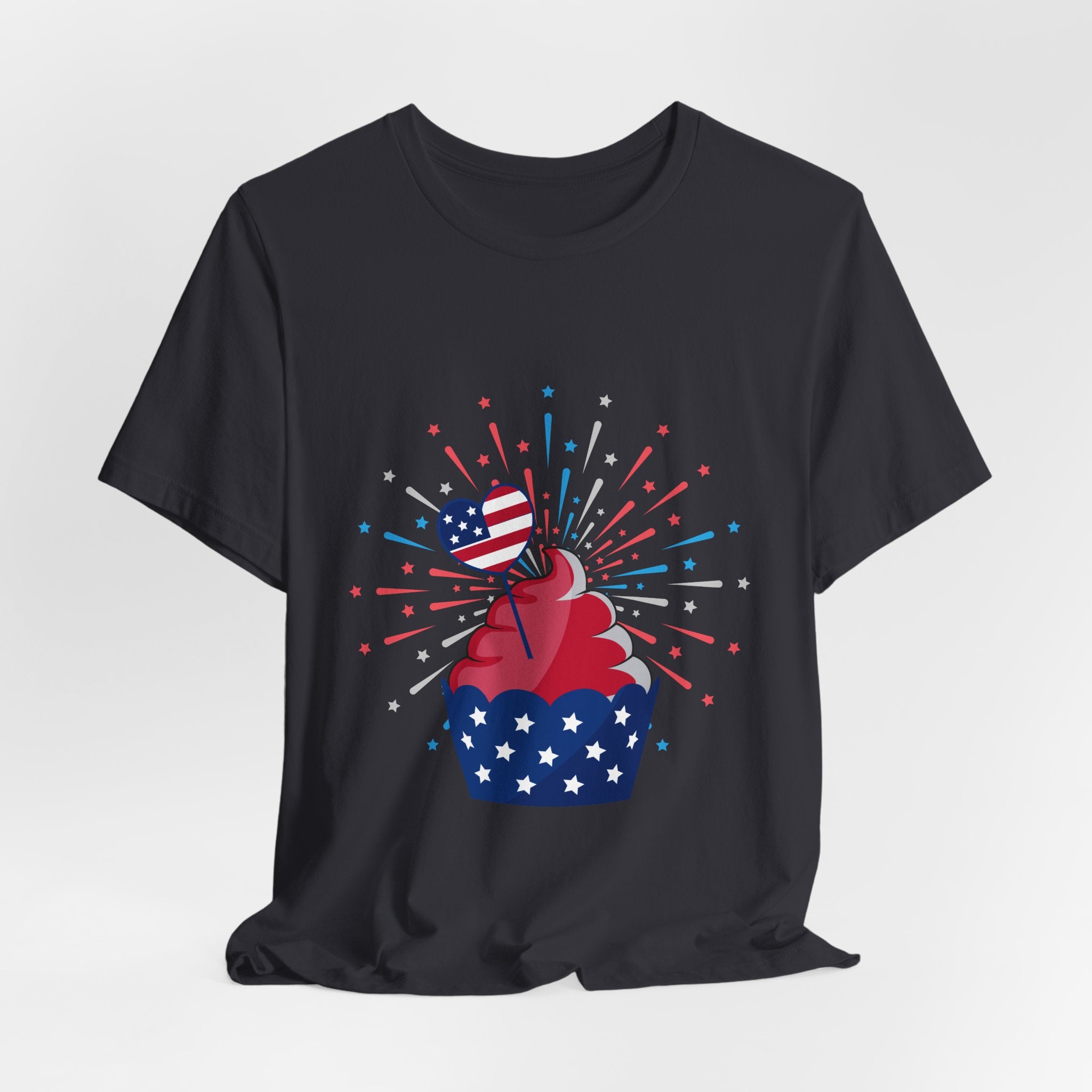 4th of July Cupcake T-Shirt — Patriotic USA Stars & Stripes Tee