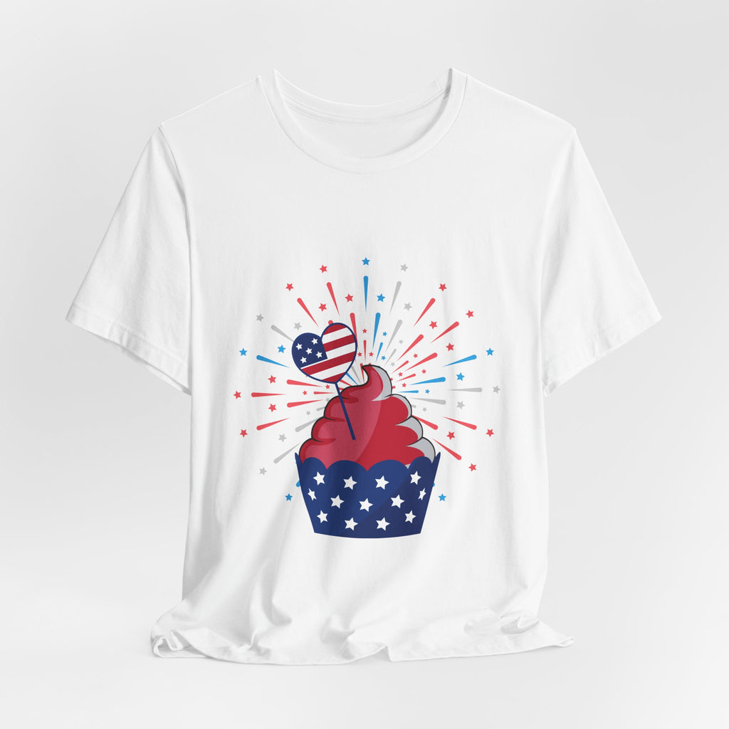 4th of July Cupcake T-Shirt — Patriotic USA Stars & Stripes Tee